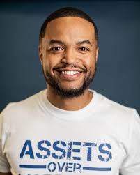 Headshot of Chris Corinthian, The FinLit Guy